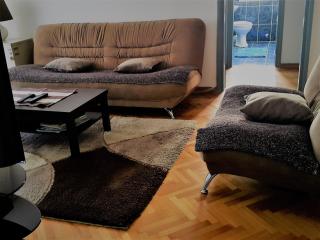 Centre Point Apartment - Podgorica - 5