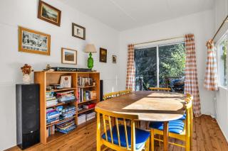 Cotters Way - Wallaga Lake Road 3 - 7