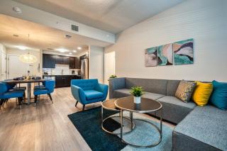 VCR1-107 - 3BR condo sleeps 8 near universal - 1