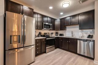 VCR4-304 - 3BR condo sleeps 8 at Vista Cay Resort - 3