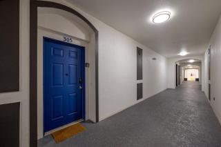 IS3-305 - 3BR condo sleeps 8 near universal - 5