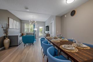 VCR2-205 - 3BR condo sleeps 8 near universal - 1