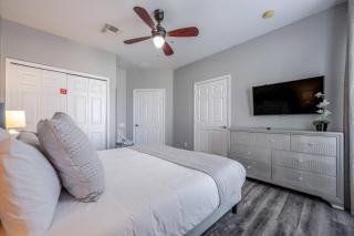 TH20 - 3BR house sleeps 10 in Vista Cay Resort - 4