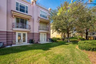 TH20 - 3BR house sleeps 10 in Vista Cay Resort - 1