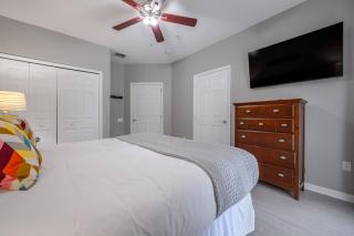 TH89 - 3BR house sleeps 8 in Vista Cay Resort - 3