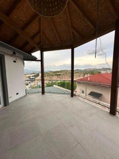 Exclusive and centrally located house in Residencial Las Hadas - 9