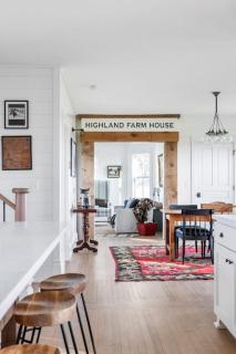 Highland Farmhouse Countryside Retreat with Farm Charm - 4