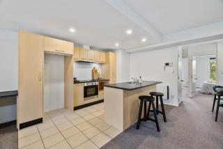 City Comfort Indoor Swimming Pool, Gym and Parking - 6