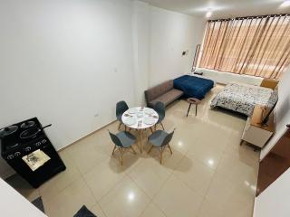 Cozy Apartment in Downtown Baños del Inca - 0