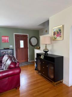 Cozy Northport Cape for Extended Stay, 2 Bedrooms - 4