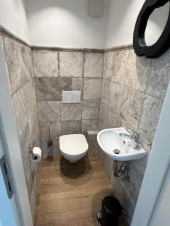 Suite 1845 - 2