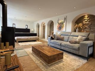 Suite 1845 - 0