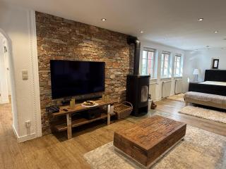 Suite 1845 - 8
