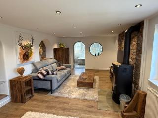 Suite 1845 - 9