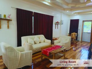 Reina's Homestay - 1