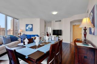 Stylish 3BR in the Heart of Downtown - Incredible Views - 7