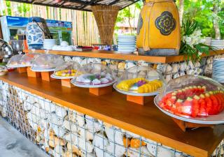 The Tropical Beach Resort - 4