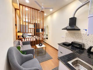 Urban Stay Greater Noida West - 4