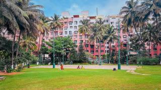 Stylish 2BHK in Diamond District Central Bangalore - 1