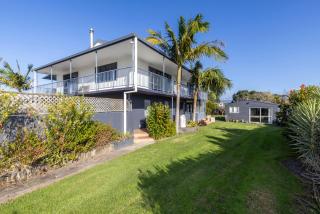 Harbour Views House or Flat - 9