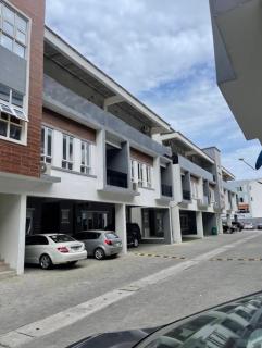 Swift residence - 9
