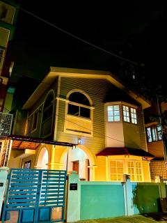 South Scape Cozy 3BHK Villa with Private Theatre - 7