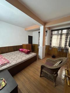 VELOURA Hills HOMESTAY - 4
