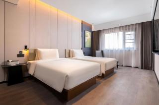 Atour Hotel David Tian Di Luoyang Station - 1