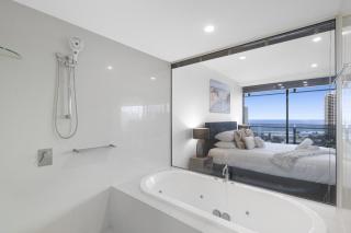 Ocean View Circle on Cavill 2BR Apartment - 1