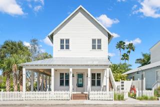 Romeo's Reserve - Upscale Ybor Studio with Vaulted Ceilings, 5 Minute Walk to 7th Ave, Pet Friendly - 5