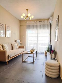 Elegant City Center Apartment - 7
