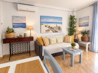 NEW Sunshine Apartment with pool - 9