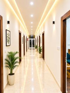 Hotel Rudraksha Premier ll Pick And Drop Available - 7