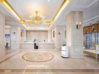 Vienna Hotel Guangdong Zhaoqing East Station Dinghu Mountain Scenic Area - 9