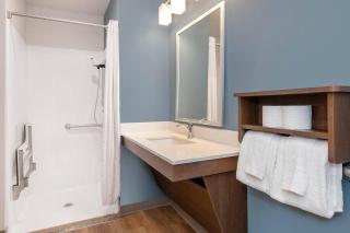 WoodSpring Suites Carol Stream - Chicago - 1