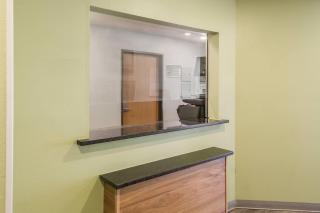 WoodSpring Suites Houston La Porte - 2