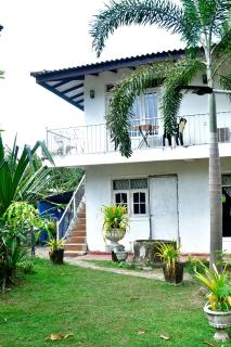 Crown Leaf Homestay - 4