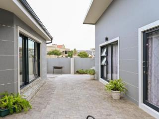 Diaz Guesthouse - 1