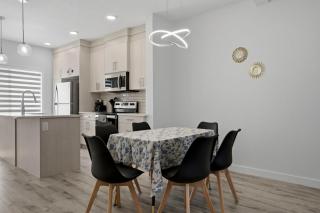 3BHK Peaceful Spacious Close to Airport - 3