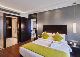 HYCINTH Hotels - 8