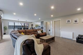 Queenstown - Lake Hayes Estate - Home away from Home - 6