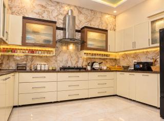 The Ivory Villa - 4