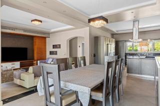 Dream Retreat - Private beach & pool -White Villas - 1