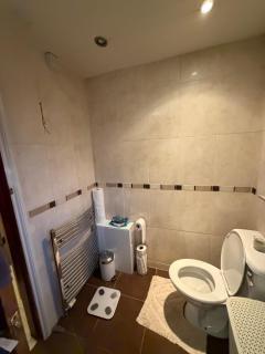 Cozy family home, Doncaster - 6