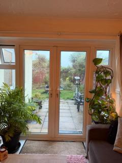 Cozy family home, Doncaster - 5