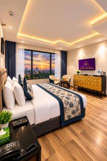 Hotel Okas Grand Luxe Stay - 1 Minute From Crowne Plaza New Delhi Okhla By IHG - 9
