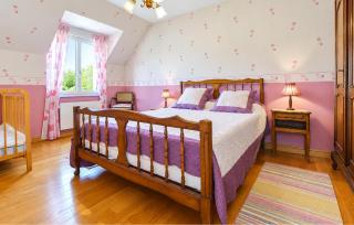 3 Bedroom Cozy Home In Creances - 5