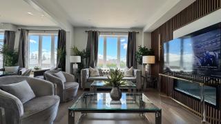 Prestigious Executive Residence Angus Glen West - 0
