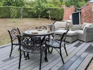 Bridge Cottage - 9