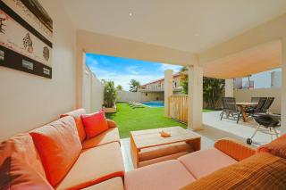 Modern Villas with Private Pools, Whirlpools & Gardens - 6